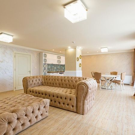 Lecardo Hotel Aheloy Extérieur photo