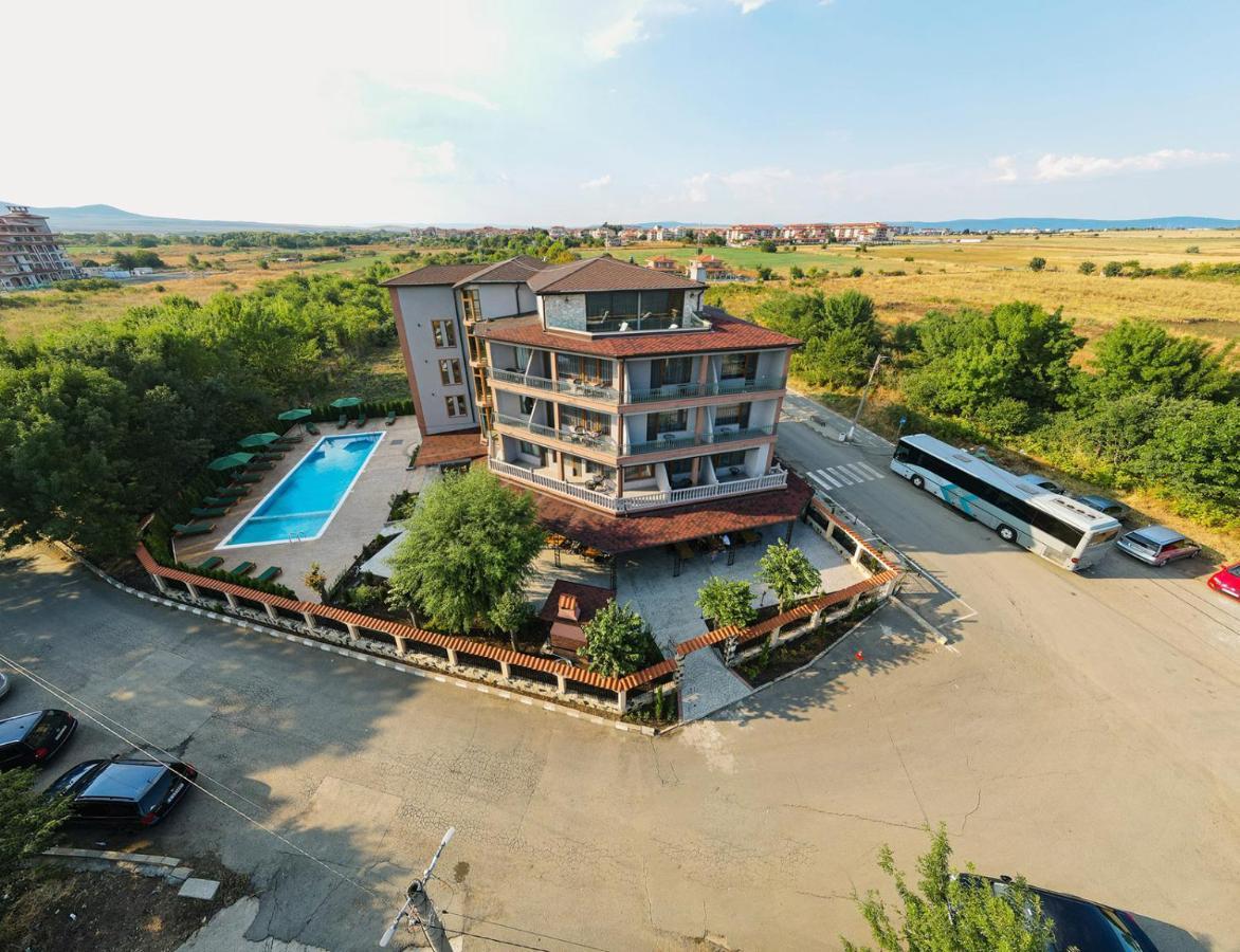 Lecardo Hotel Aheloy Extérieur photo